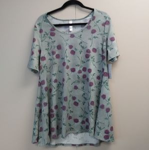 NWT Lularoe Perfect Tee.